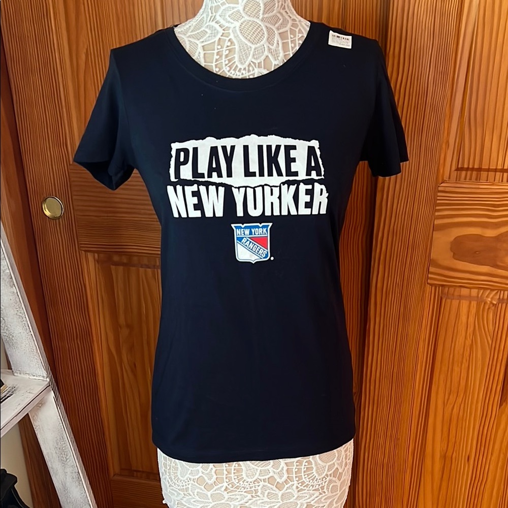 NWT New York Rangers T-Shirt